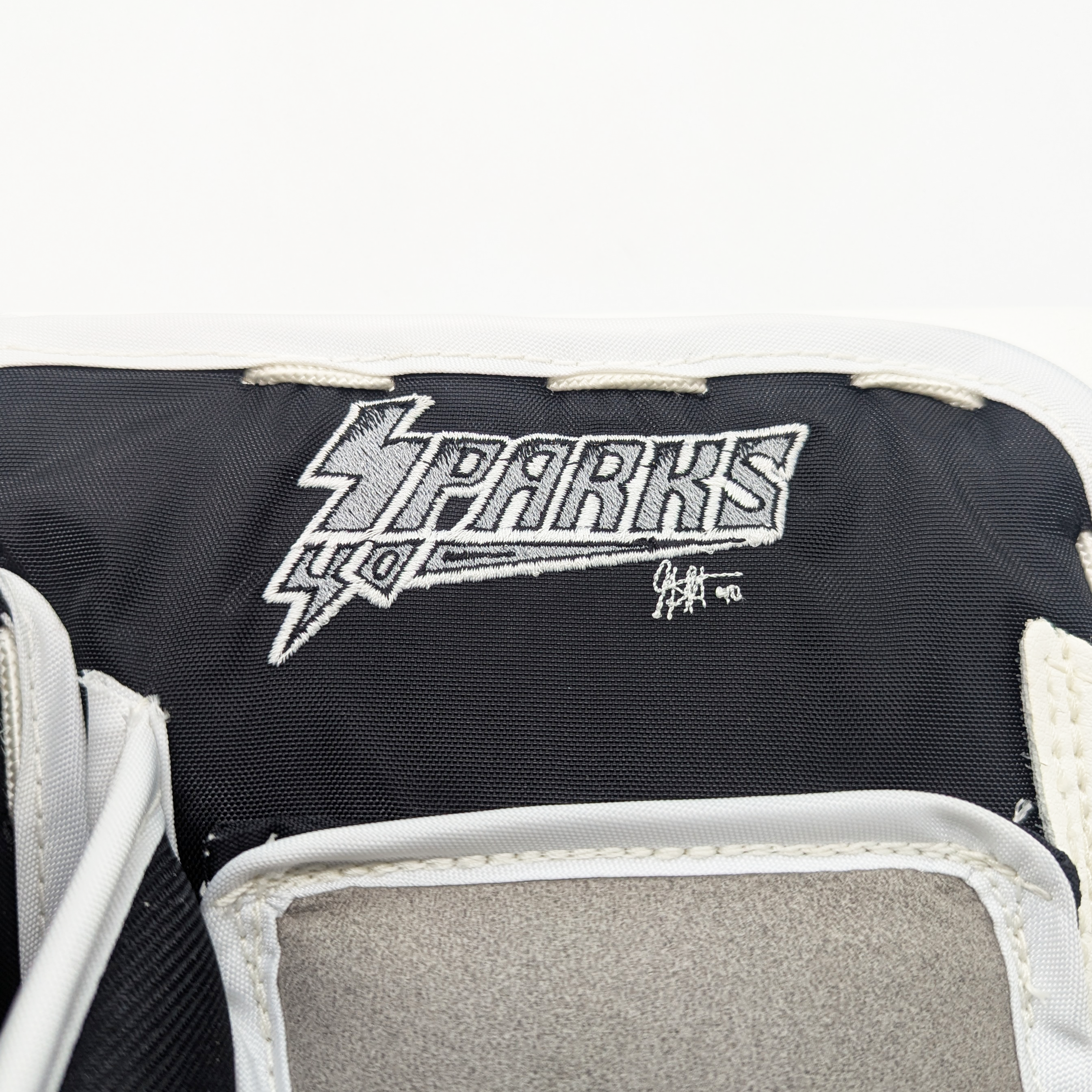 Bloqueur de gardien de but personnalisé de Brian - AHL Pro Stock (blanc/noir/argent)